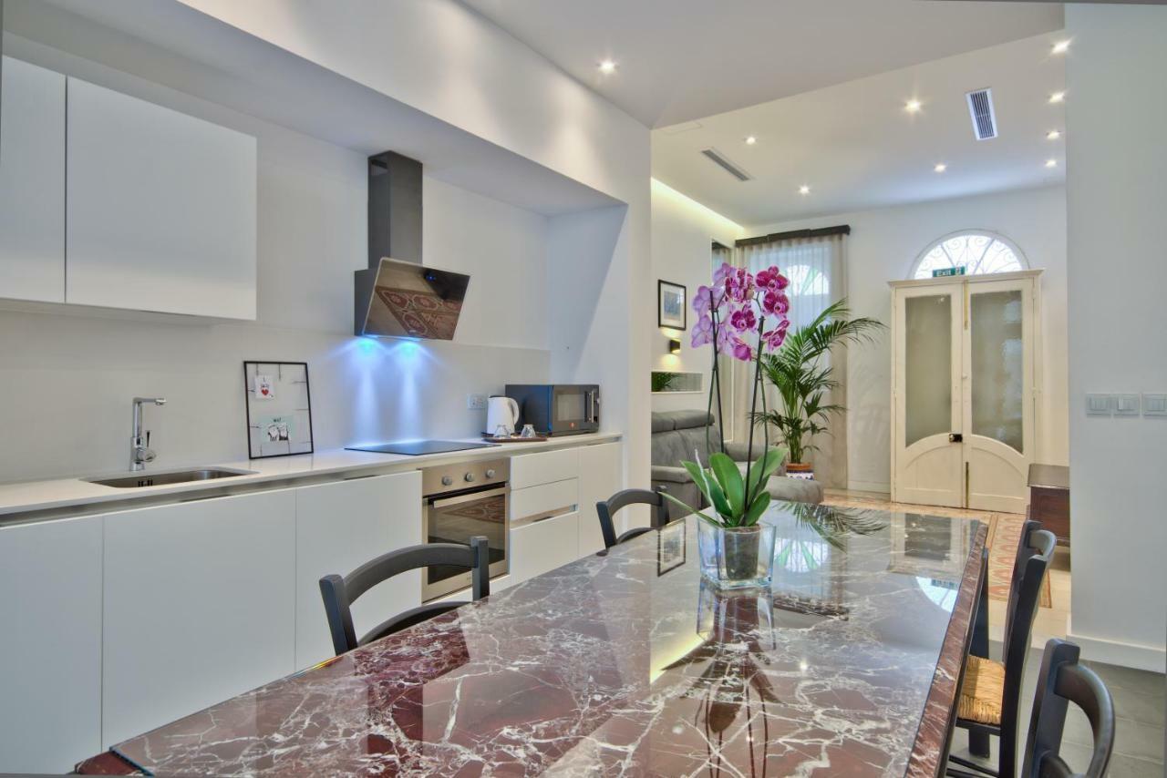 Vacation Townhouse Vila Sliema Exterior foto